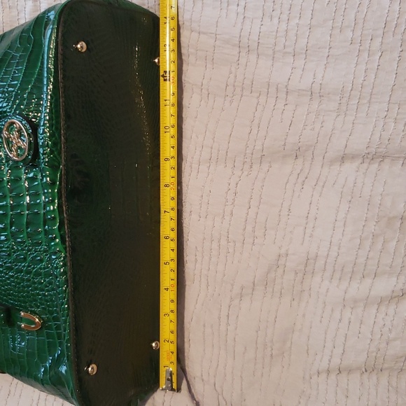 π STAUER CROC EMBOSSED PURSE - Picture 10 of 12